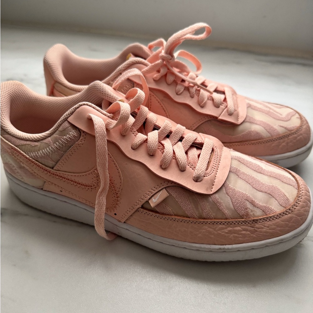Nike Women's Coral Sneakers